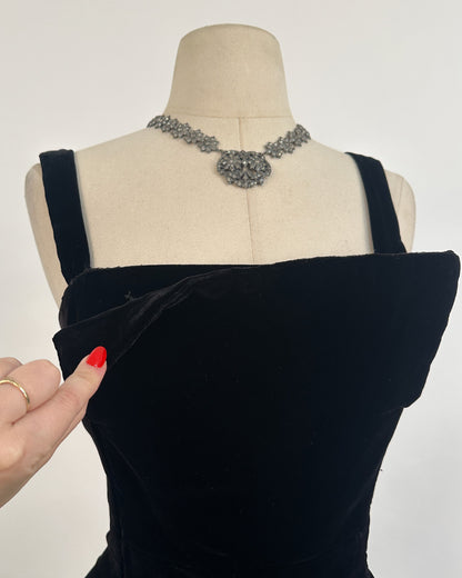 1950s 'The Velvet Manhattan' Dress by Suzy Perette / Small