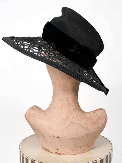 1960s Cartwheel Hat with Abstract Brim by Mr. John / OSFM