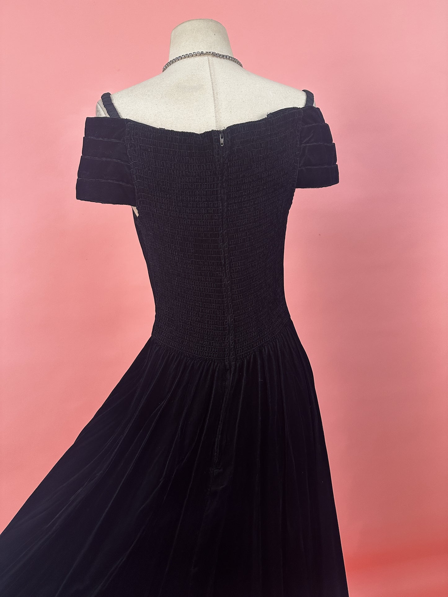 1980s does 1950s Fit & Flare Velvet Dress / Waist 28-32"