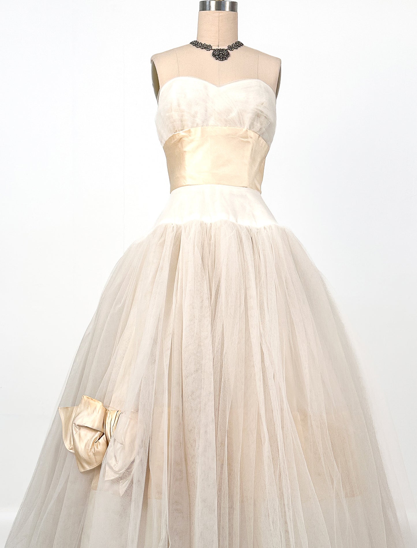 1950s Glamorous Tulle and Satin Wedding Gown / Waist 24.5