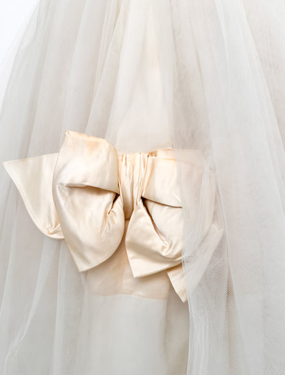 1950s Glamorous Tulle and Satin Wedding Gown / Waist 24.5
