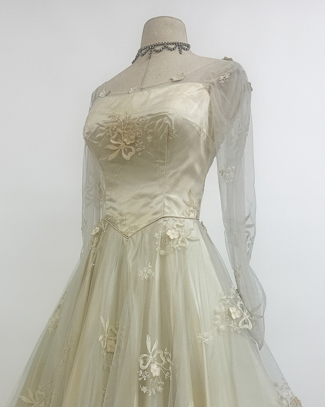 1950s 'The Bow Bridge Bouquet' Wedding Dress