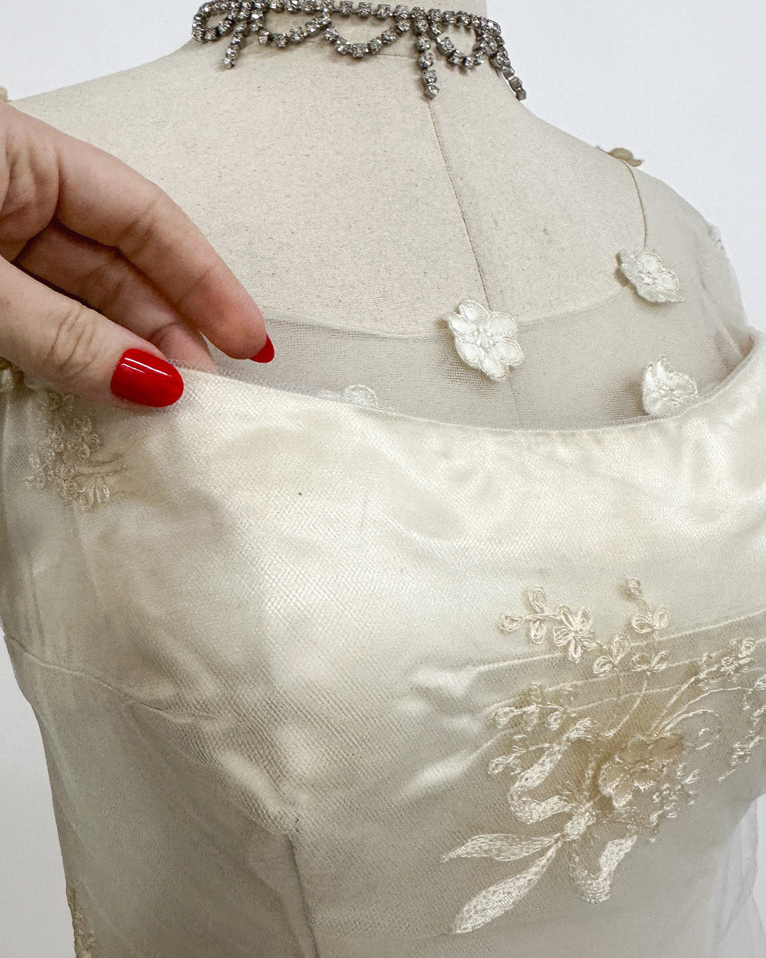 1950s 'The Bow Bridge Bouquet' Wedding Dress