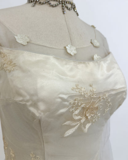 1950s 'The Bow Bridge Bouquet' Wedding Dress