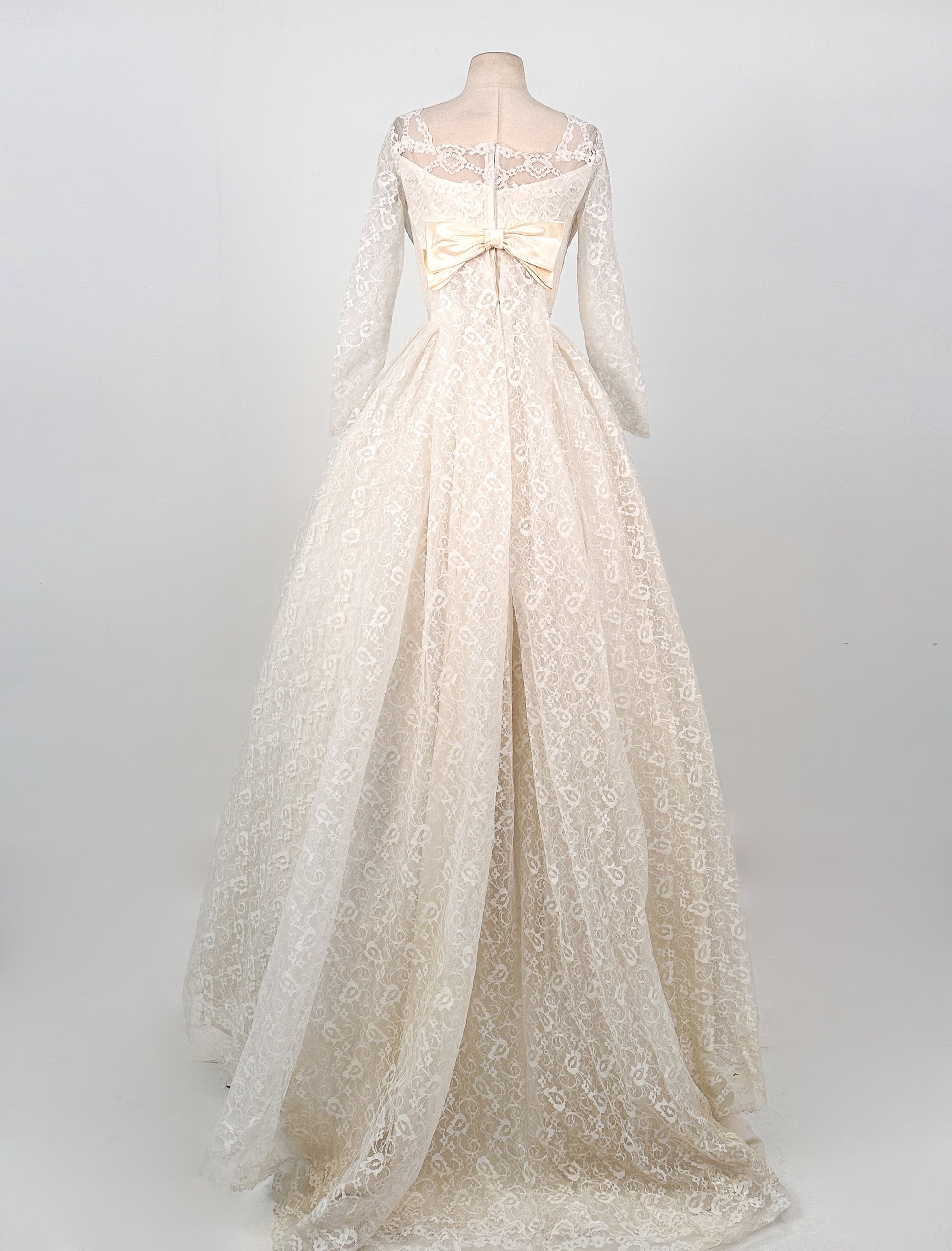 1950s Full Lace Wedding Gown with Watteau Train and Bows / Waist 26 1950s Full Lace Wedding Gown with Watteau Train and Bows / Waist 26