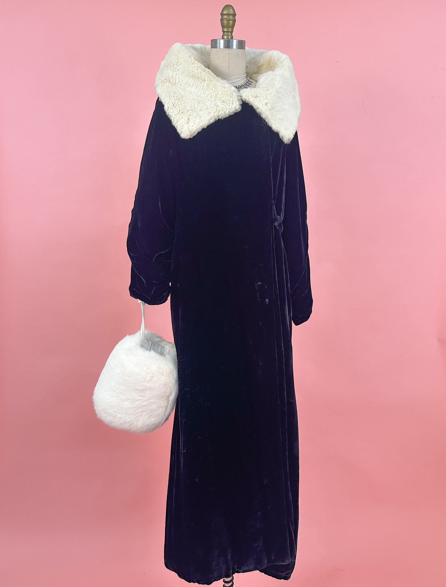 1920-30s Velvet Coat with White Ermine Fur Collar / Waist up to 34"