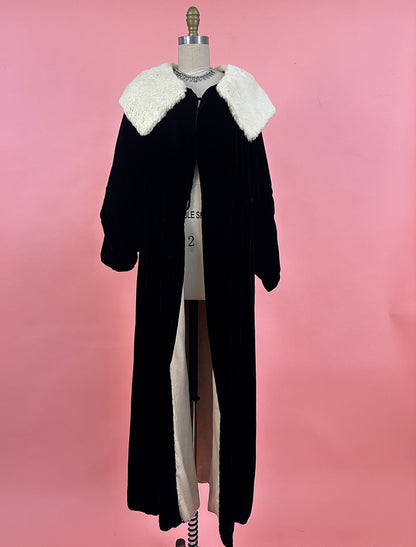 1920-30s Velvet Coat with White Ermine Fur Collar / Waist up to 34"