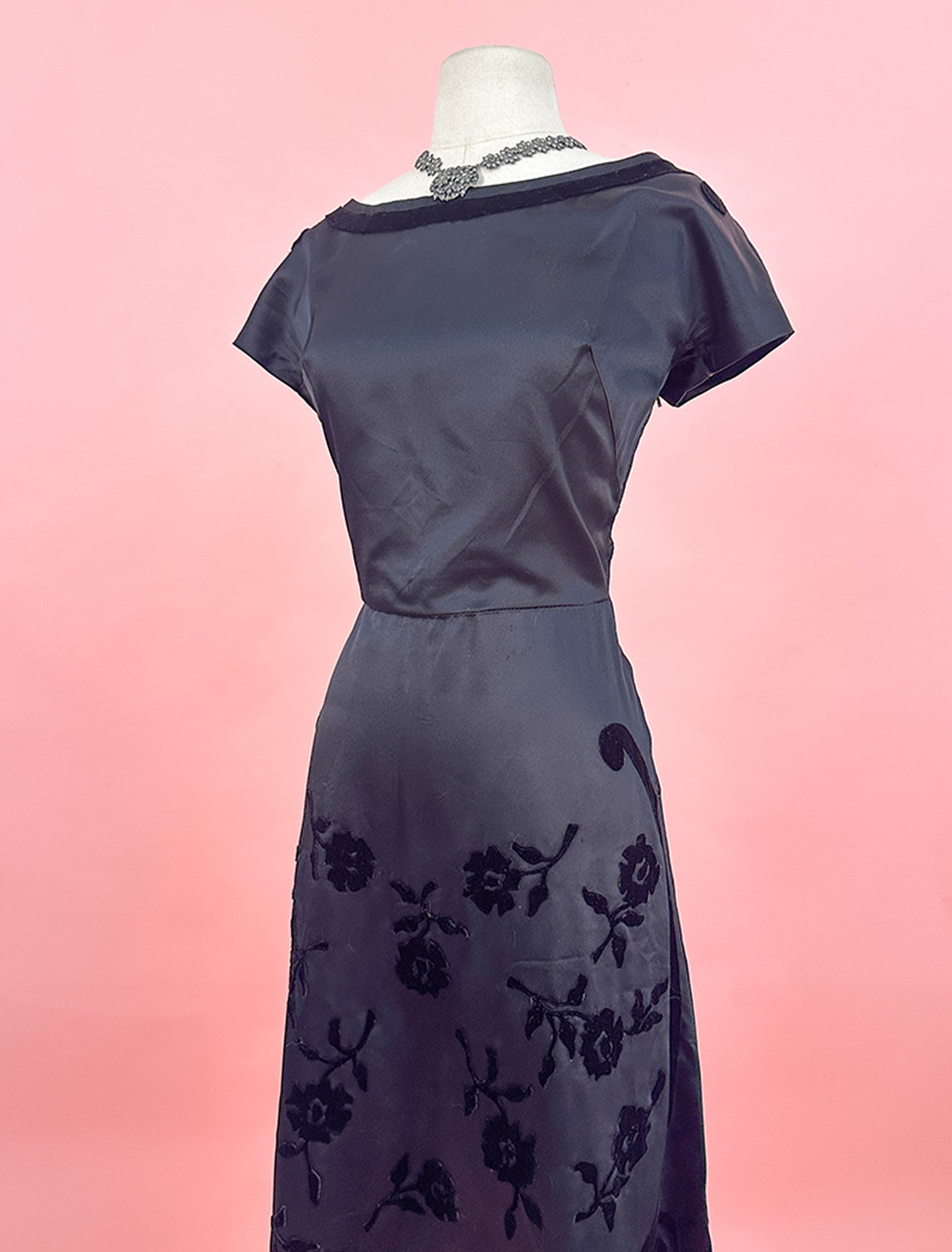 1930-40s Satin Gown with Velvet Floral Appliqués / Waist 30