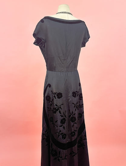 1930-40s Satin Gown with Velvet Floral Appliqués / Waist 30