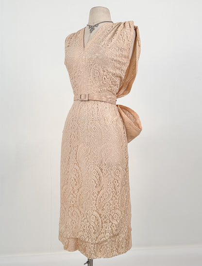 1950s Pink Champagne Lace Dress by Suzy Perette / Waist 26