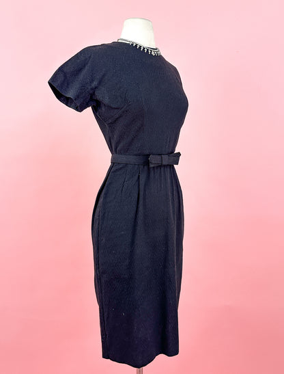 1950s Textured Cotton Wiggle Dress with Belt and Wrap / Waist 24