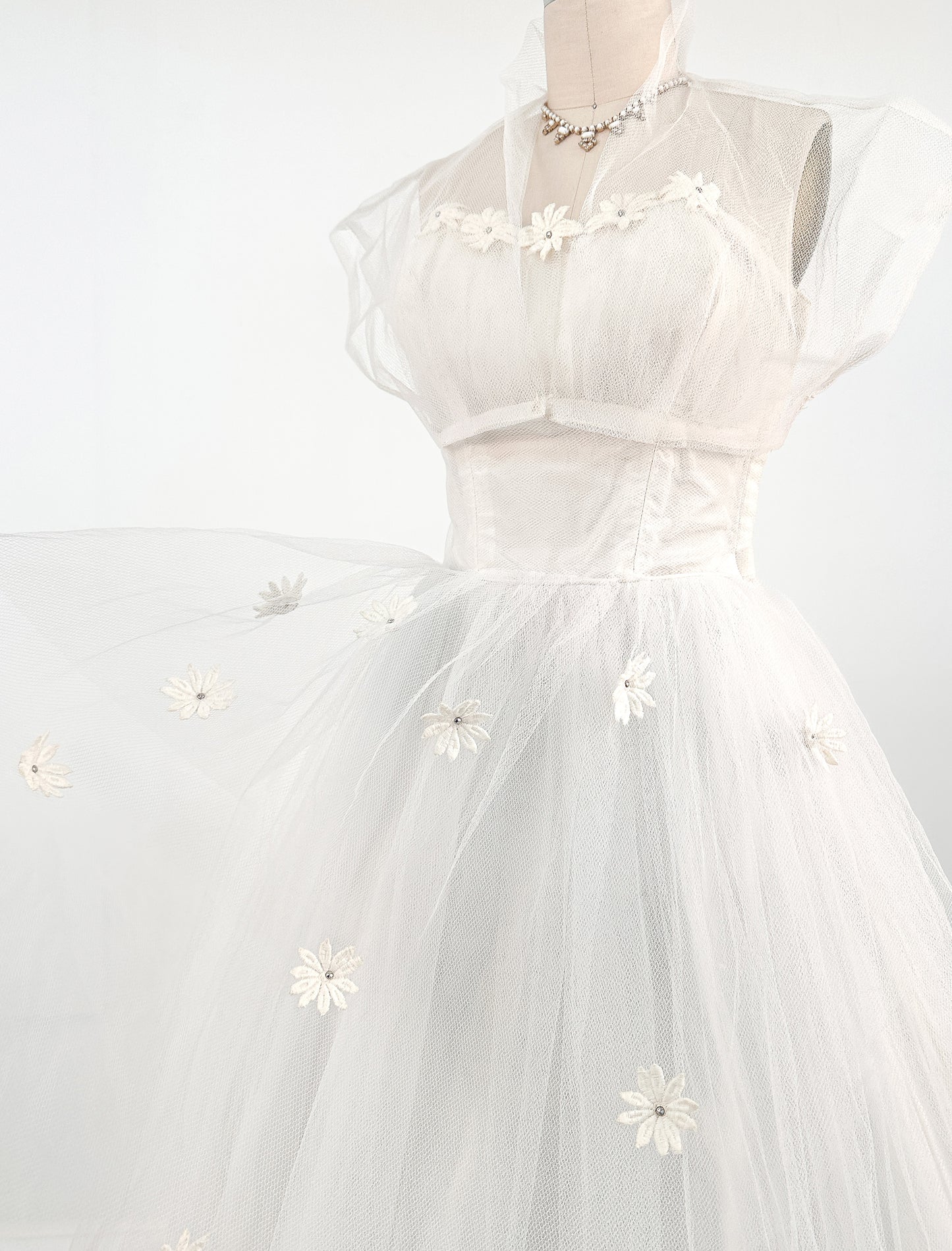 1950s Swan White Lace Floral Tulle Gown with Matching Bolero / Waist 26