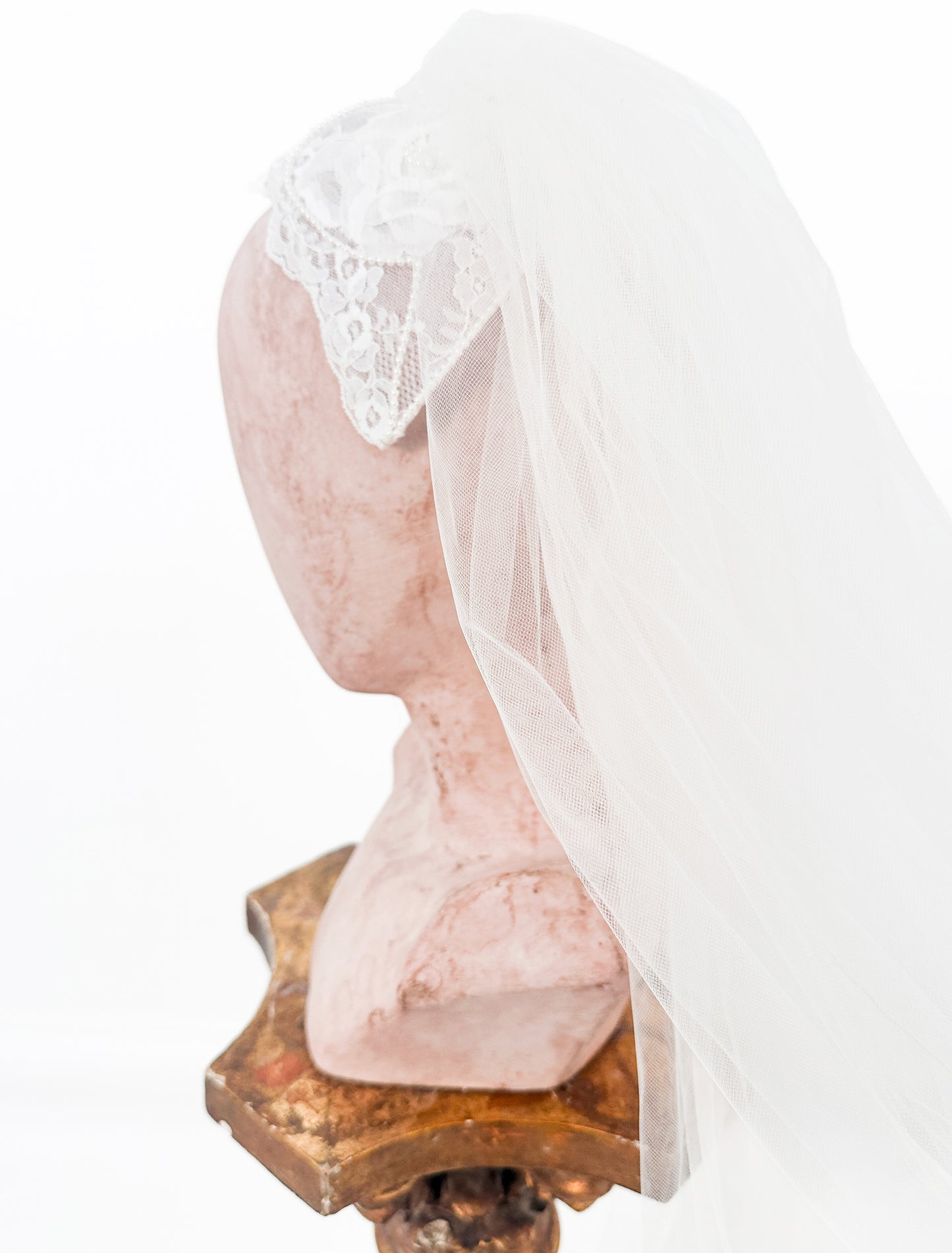 1950s Rose Lace and Tulle Veil with Pearls / One Size