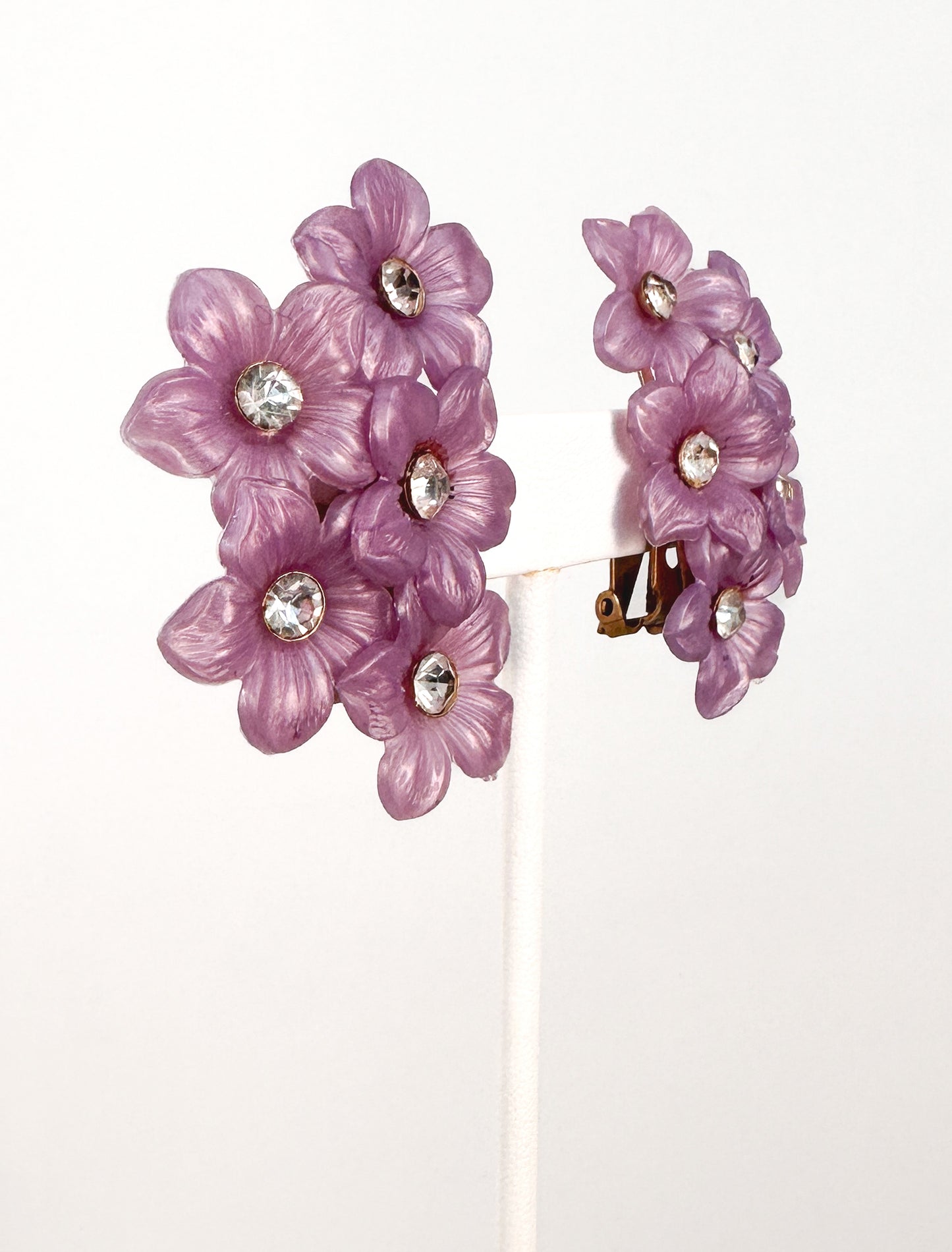 1960s Purple Flower Clip On Earrings