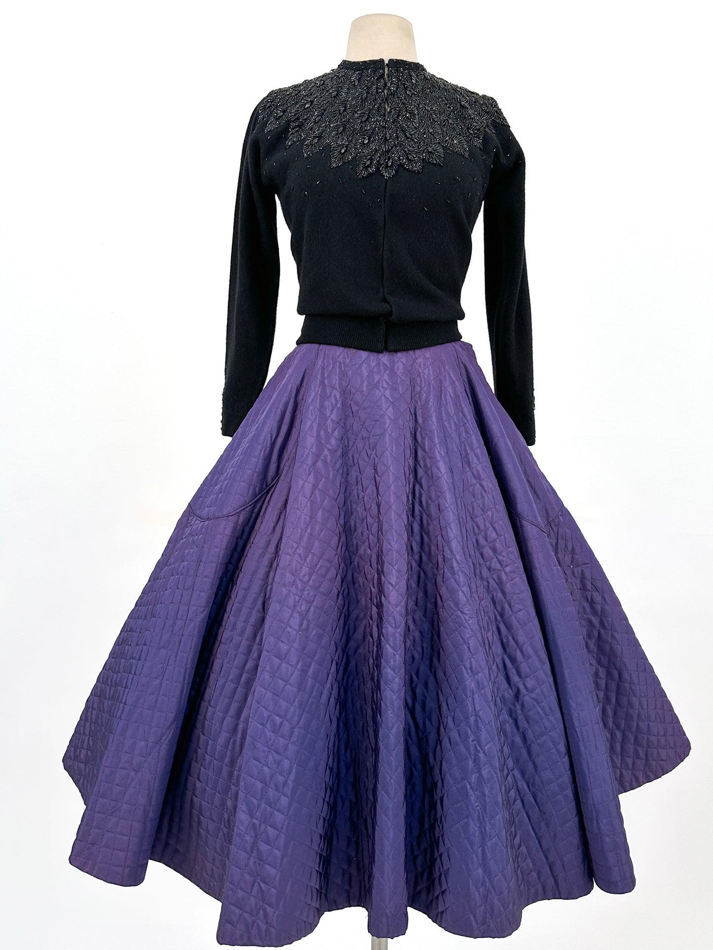 1950s Deep Indigo Quilted Circle Skirt / Waist 26.5