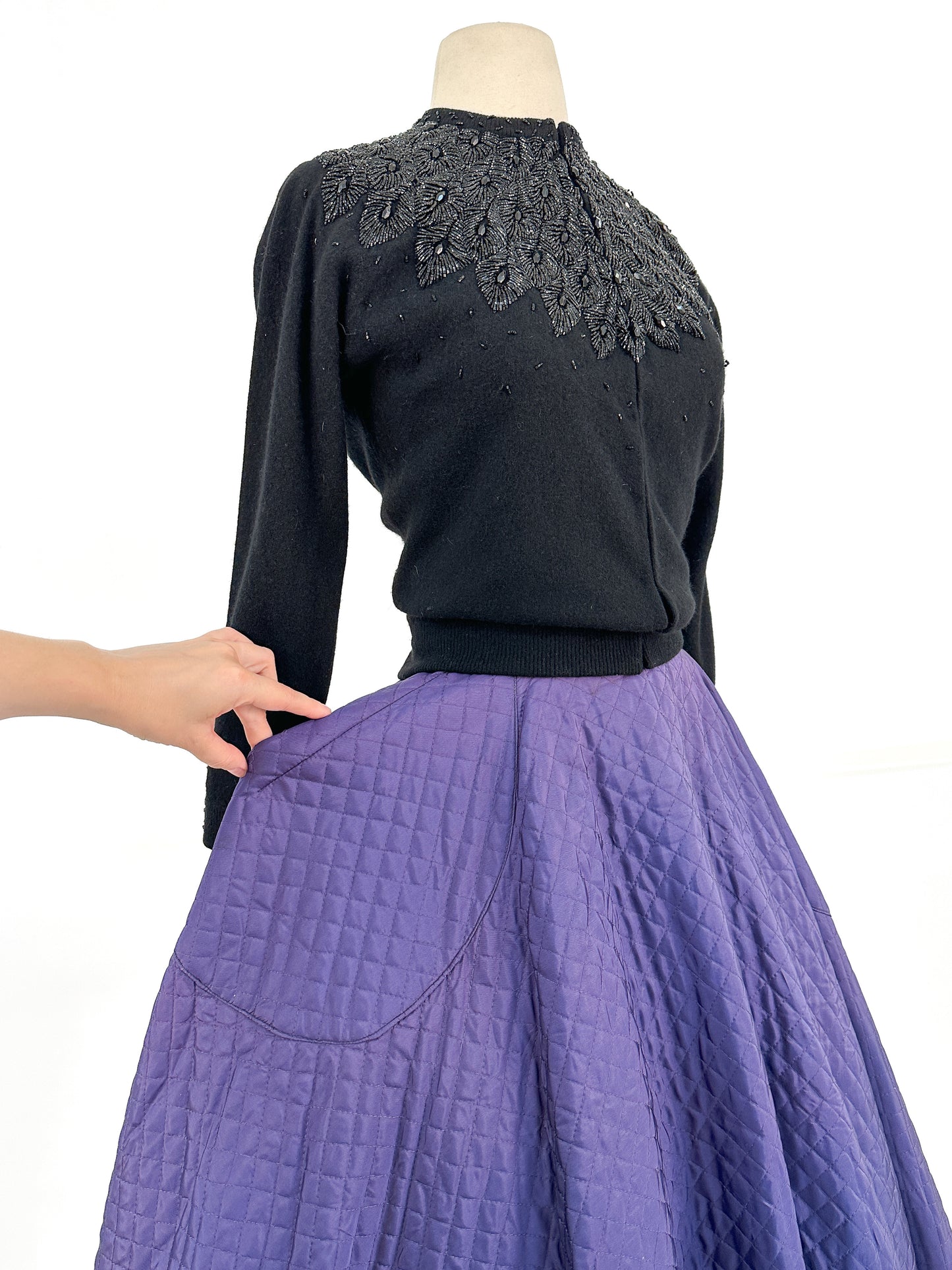 1950s Deep Indigo Quilted Circle Skirt / Waist 26.5