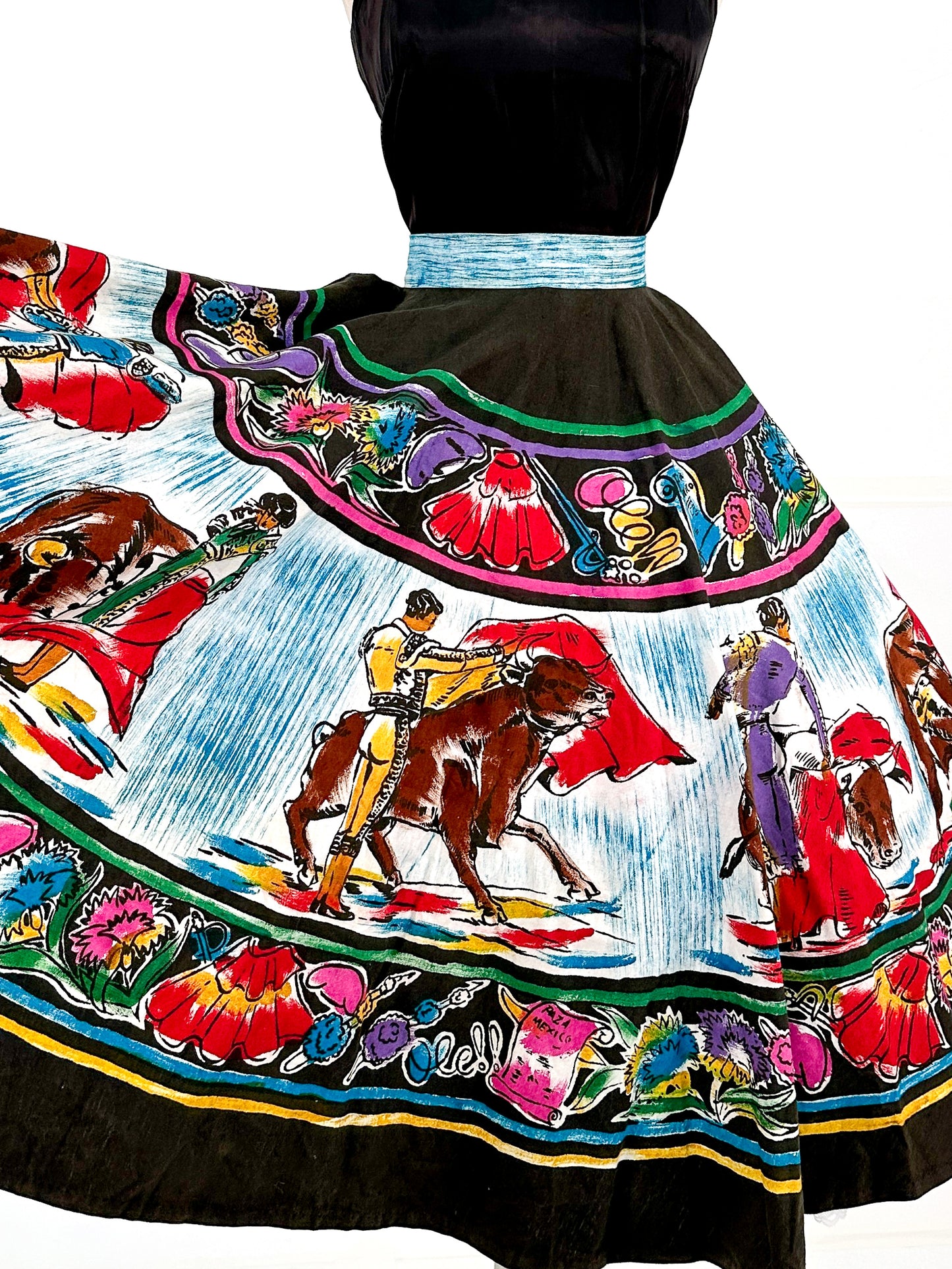 Rare 1950s Vibrant Hand Painted Matador Circle Skirt / Waist 26
