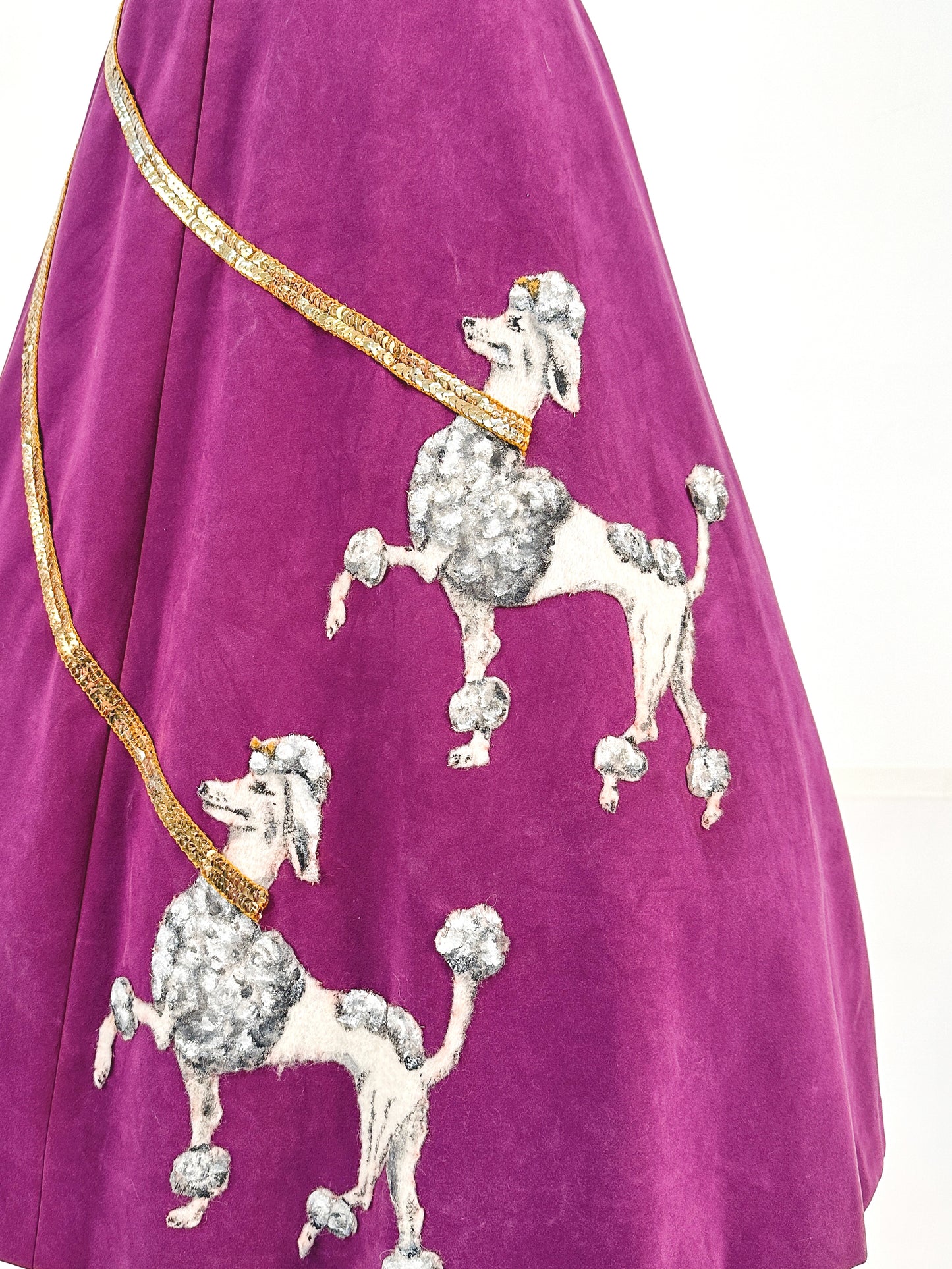 1950s Violet Suede Poodle Skirt / Waist 28