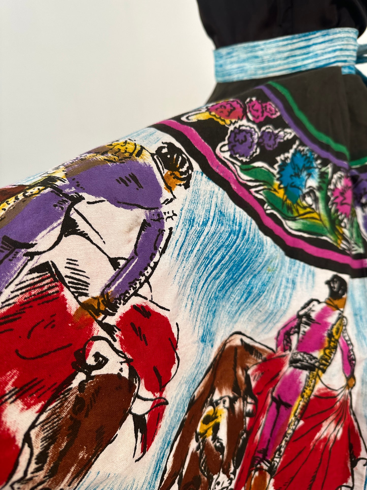 Rare 1950s Vibrant Hand Painted Matador Circle Skirt / Waist 26