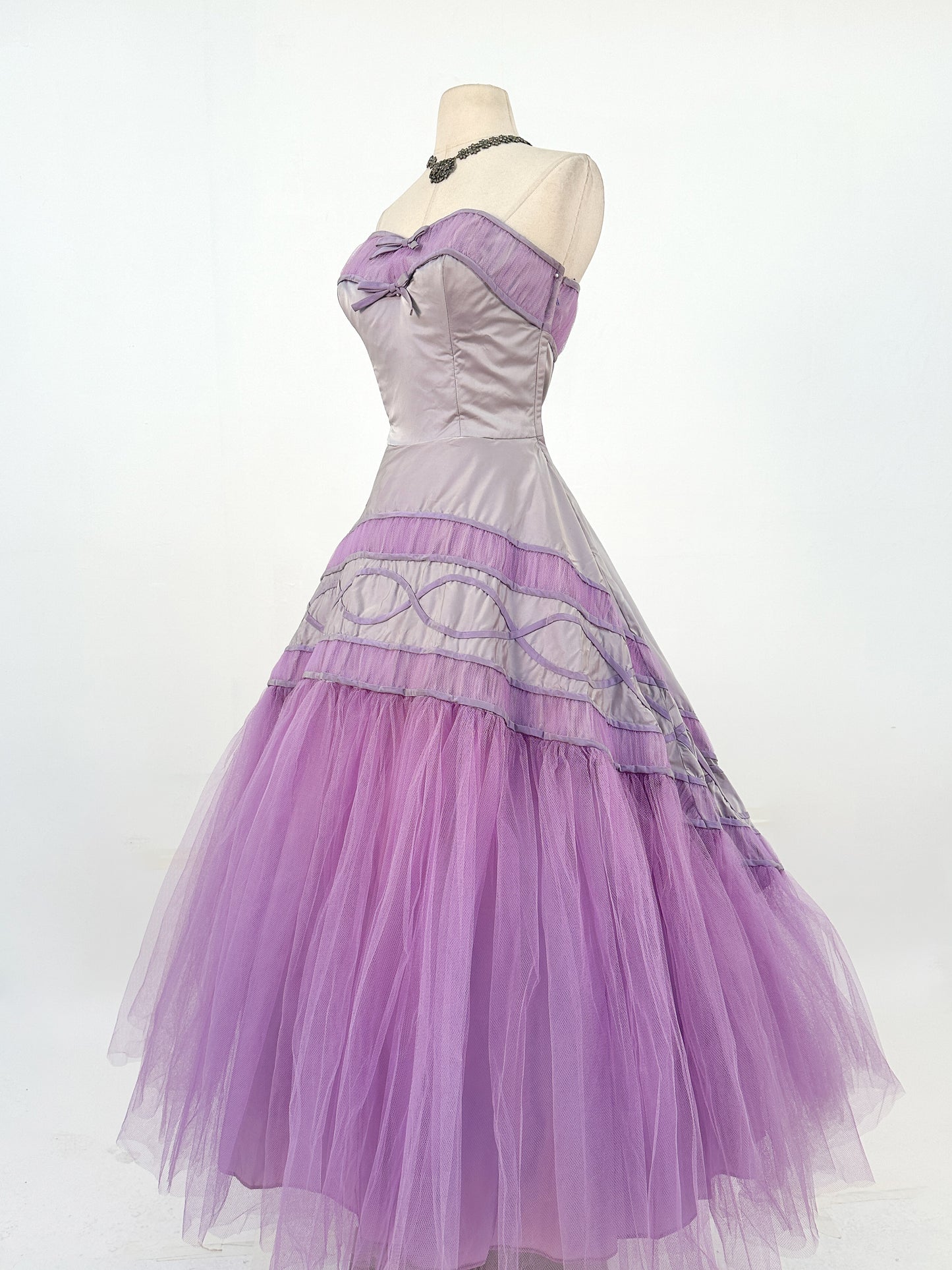 1950s Show-Stopper Lavender Tulle and Taffeta Gown / Waist 28