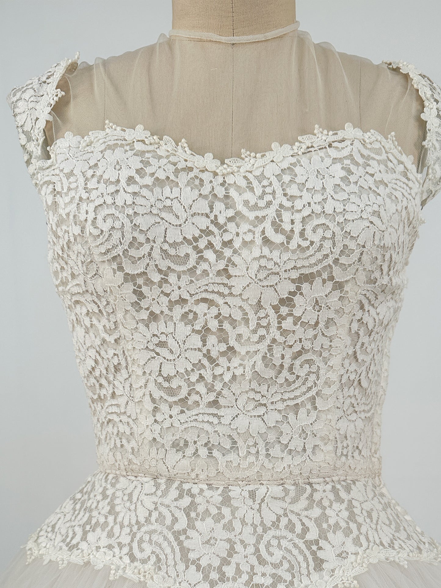 1950s Tea Length Lace and Tull Wedding Dress / Waist 24