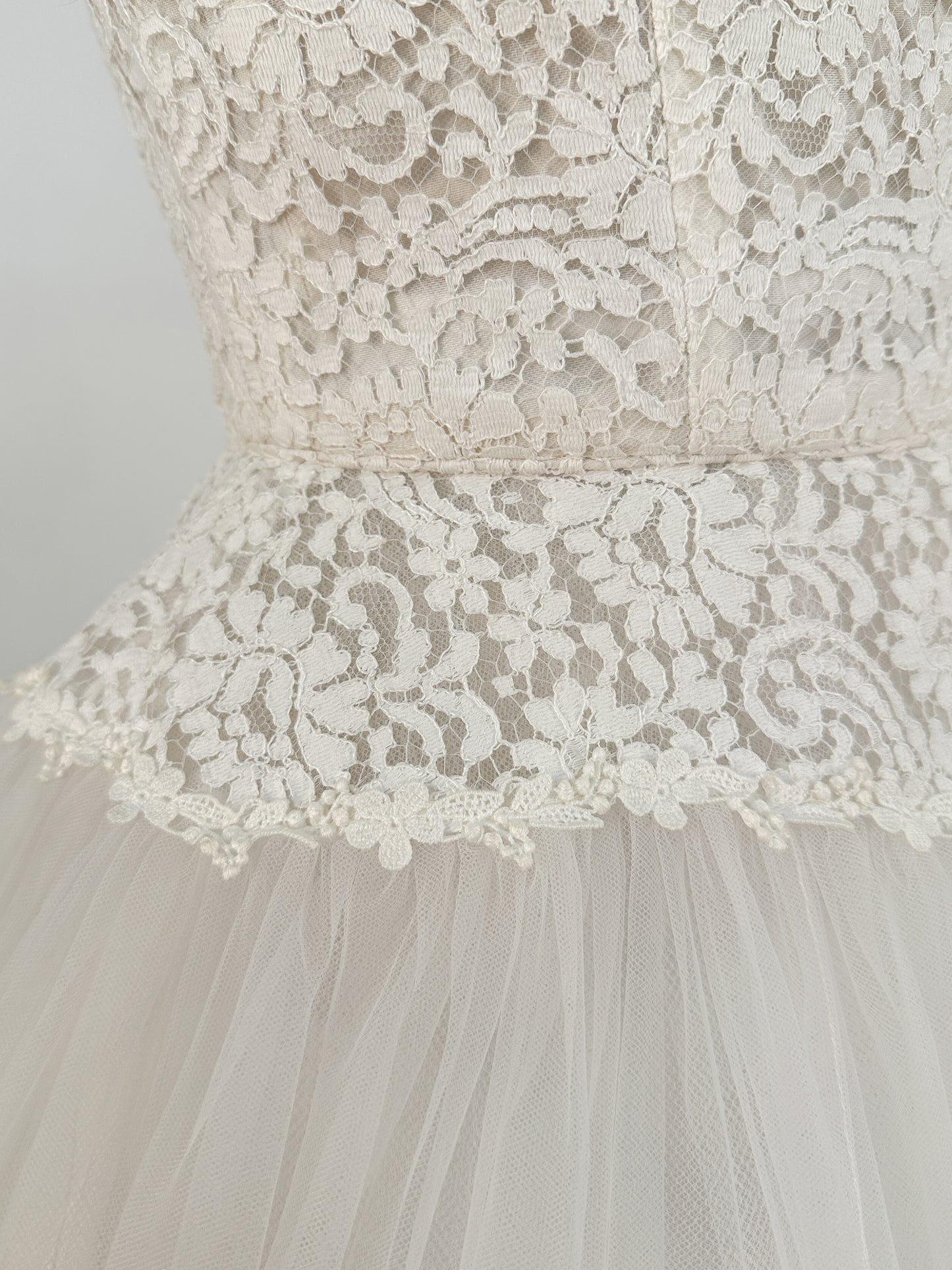 1950s Tea Length Lace and Tull Wedding Dress / Waist 24