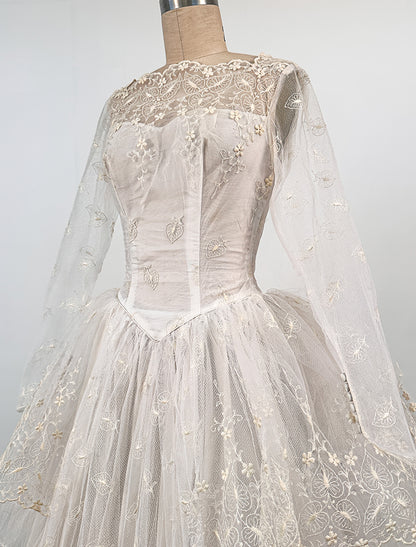 1950s Tulle Wedding Dress with Leaf and Floral Pattern / Waist 24