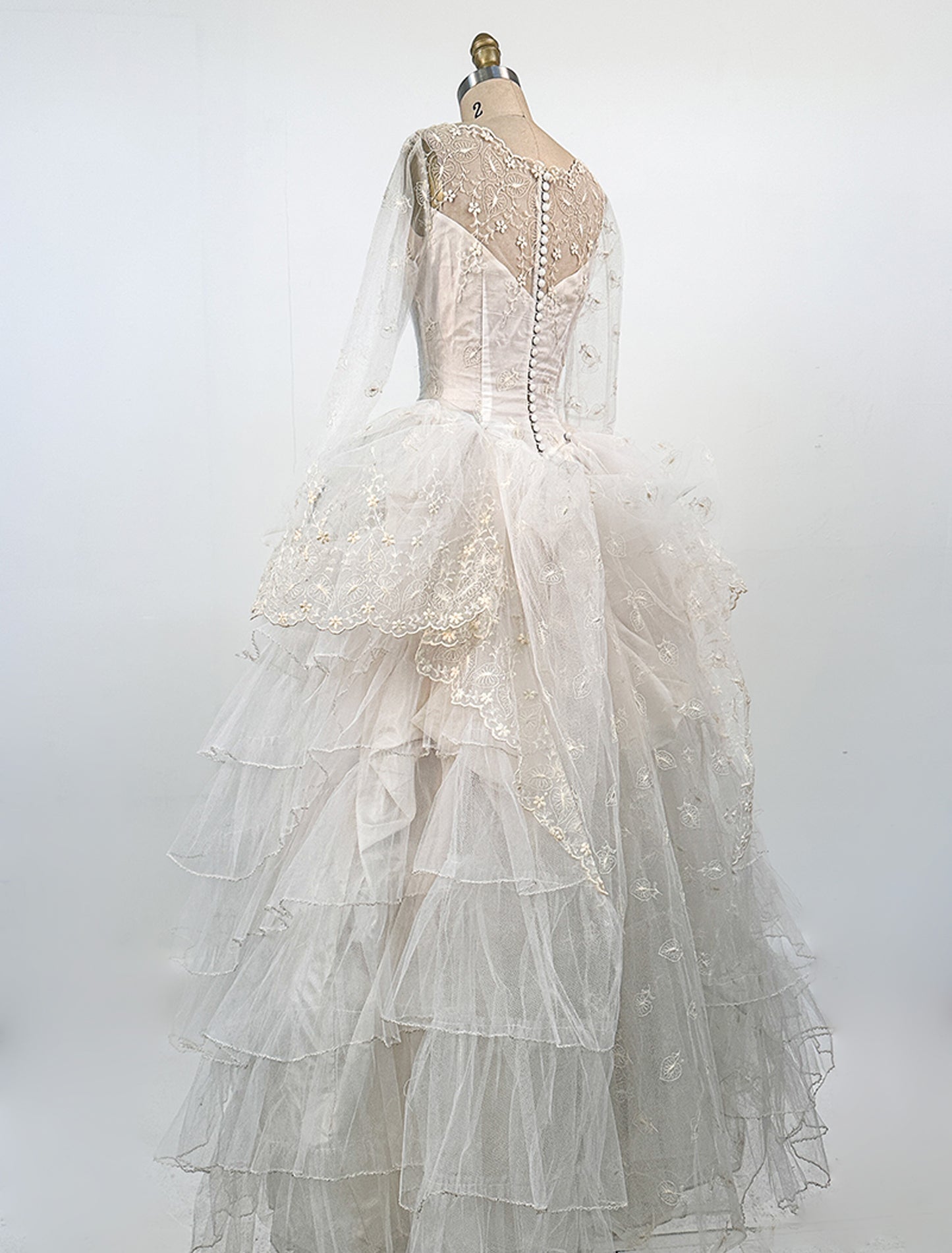 1950s Tulle Wedding Dress with Leaf and Floral Pattern / Waist 24