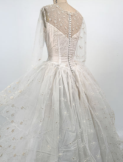 1950s Tulle Wedding Dress with Leaf and Floral Pattern / Waist 24