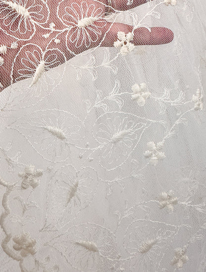 1950s Tulle Wedding Dress with Leaf and Floral Pattern / Waist 24