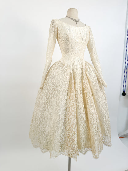 1950s Motaldo's Wedding Dress / Waist 24