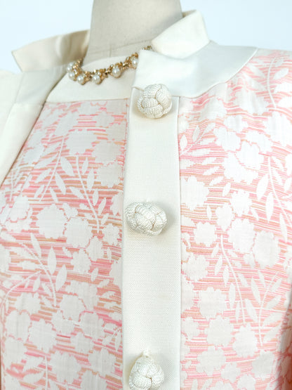 1960s Pretty Pink Floral Matching Shift and Jacket Set / Waist 32