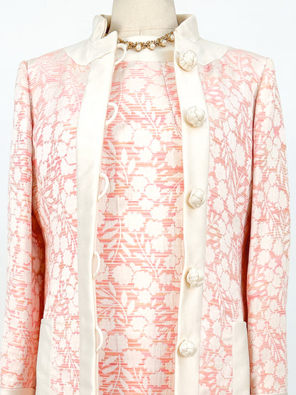 1960s Pretty Pink Floral Matching Shift and Jacket Set / Waist 32