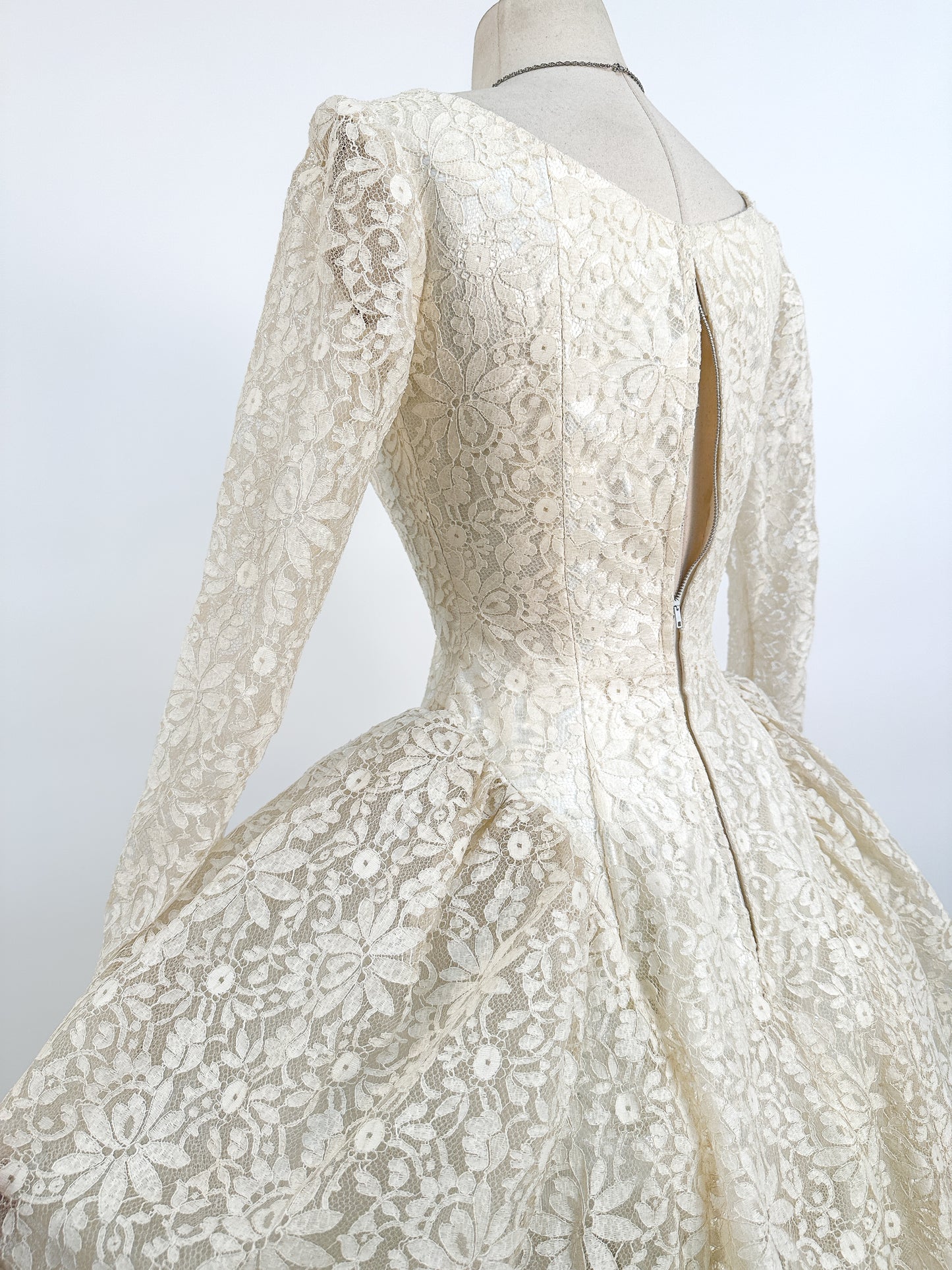 1950s Motaldo's Wedding Dress / Waist 24