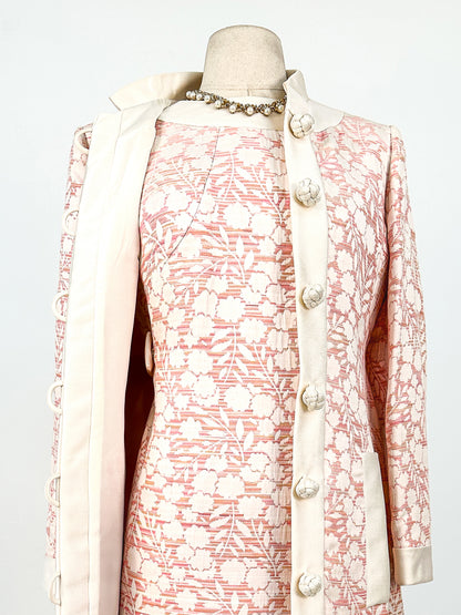 1960s Pretty Pink Floral Matching Shift and Jacket Set / Waist 32