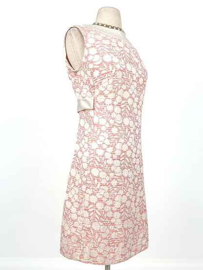 1960s Pretty Pink Floral Matching Shift and Jacket Set / Waist 32