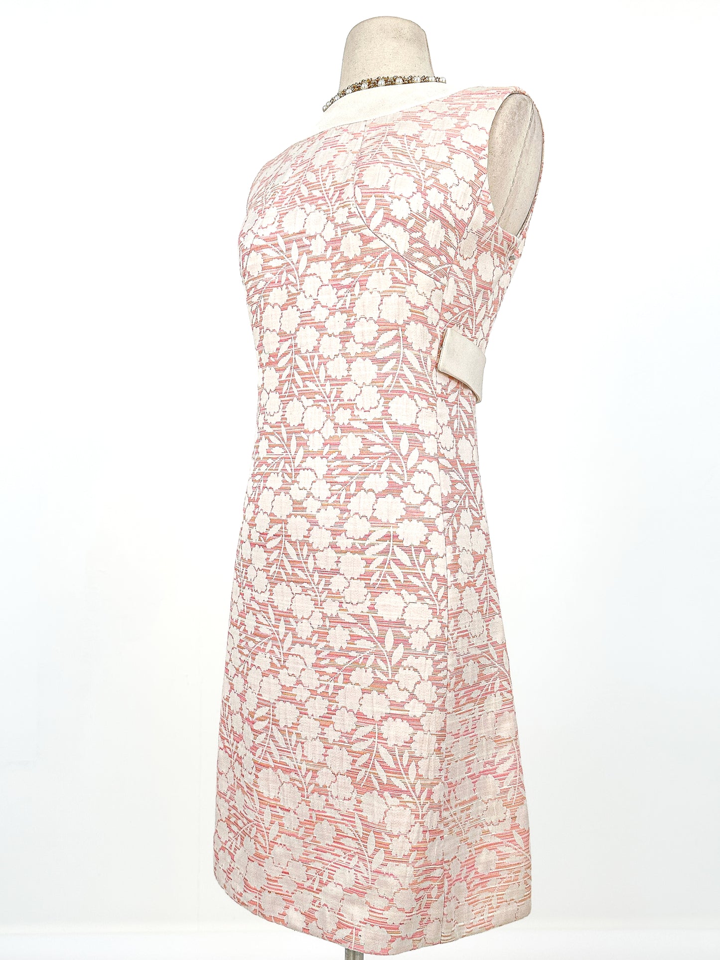 1960s Pretty Pink Floral Matching Shift and Jacket Set / Waist 32