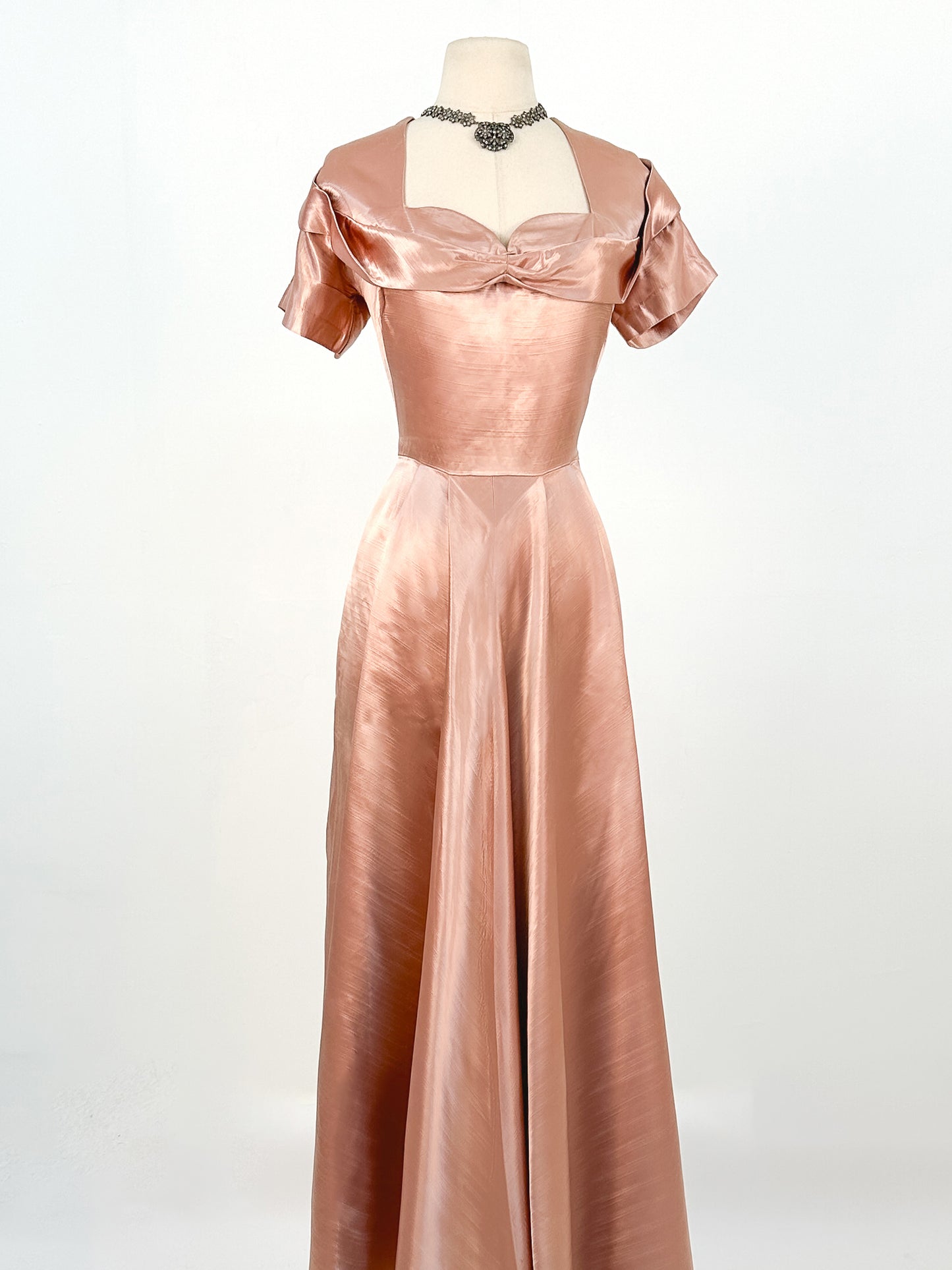 1930-40s Dusty Rose Silk Satin Gown / Waist 30