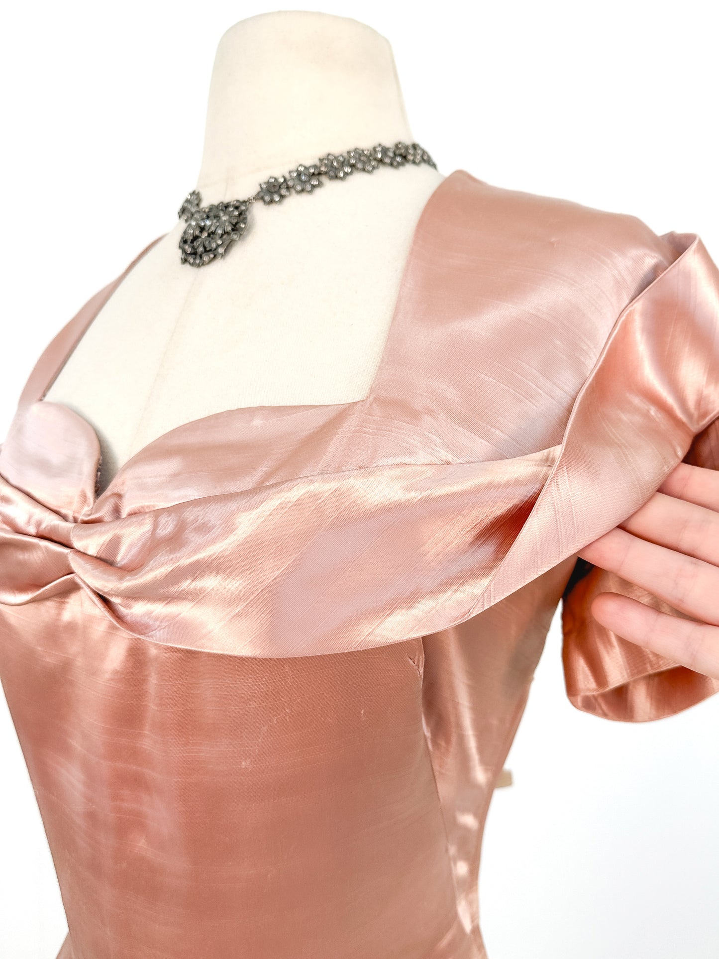 1930-40s Dusty Rose Silk Satin Gown / Waist 30