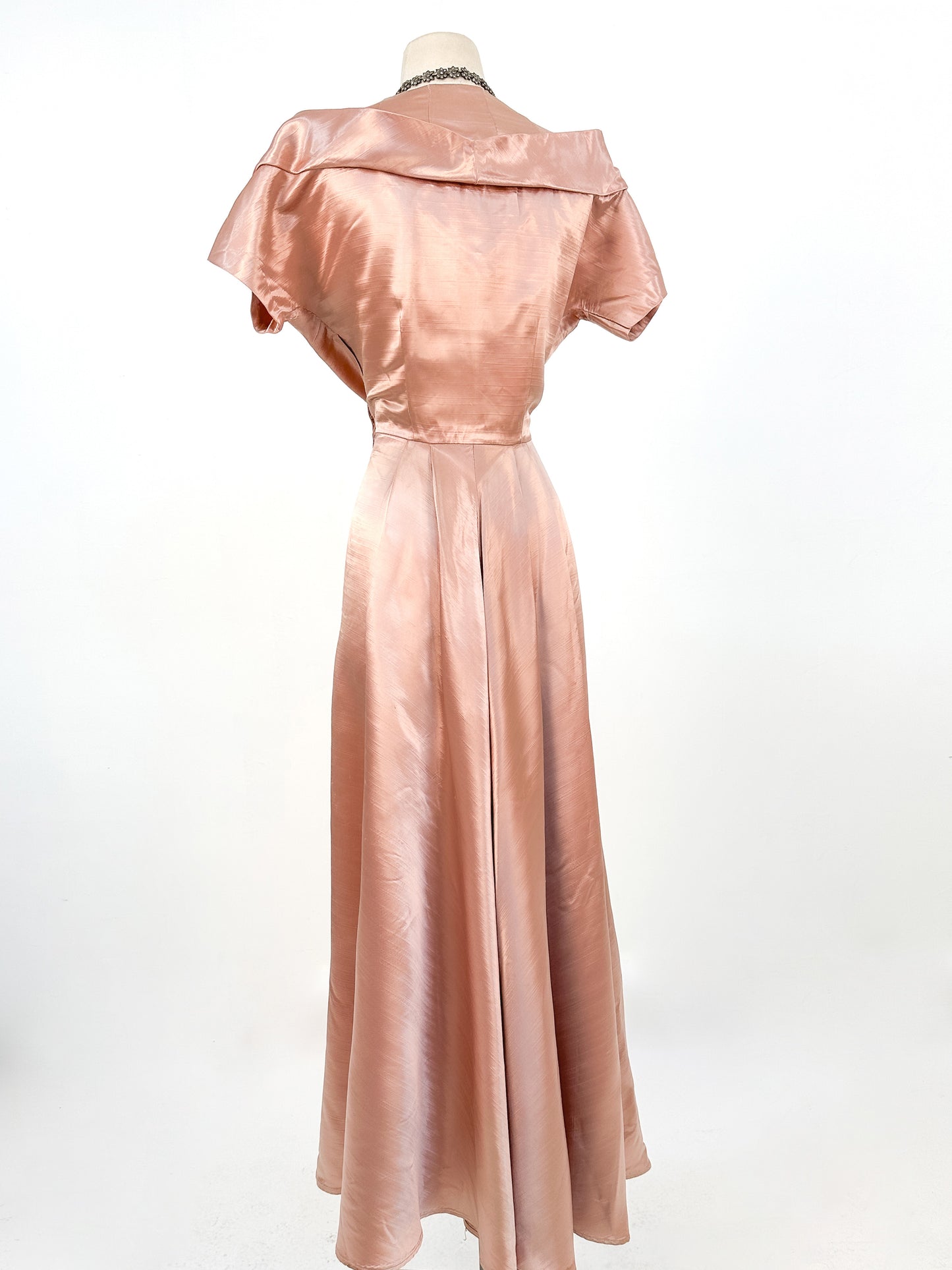 1930-40s Dusty Rose Silk Satin Gown / Waist 30
