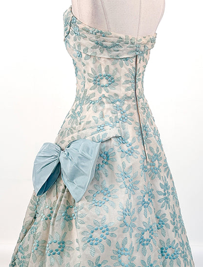 1950s Organza Embroidered Ballgown / Waist 26