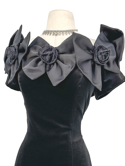 1980s Off the shoulder Black Velvet Bow Dress / Waist 30