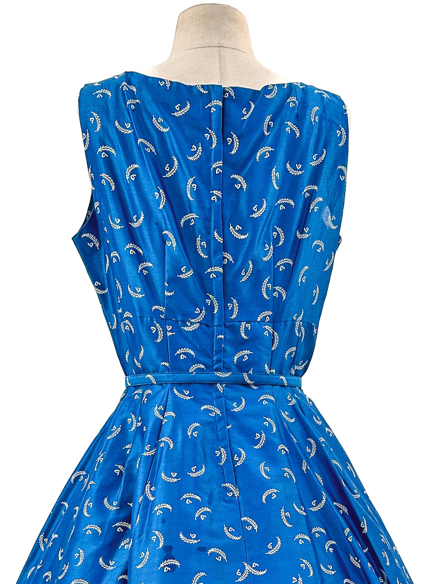 1950s Cotton Sateen Day Dress with Feather Print / Waist 30