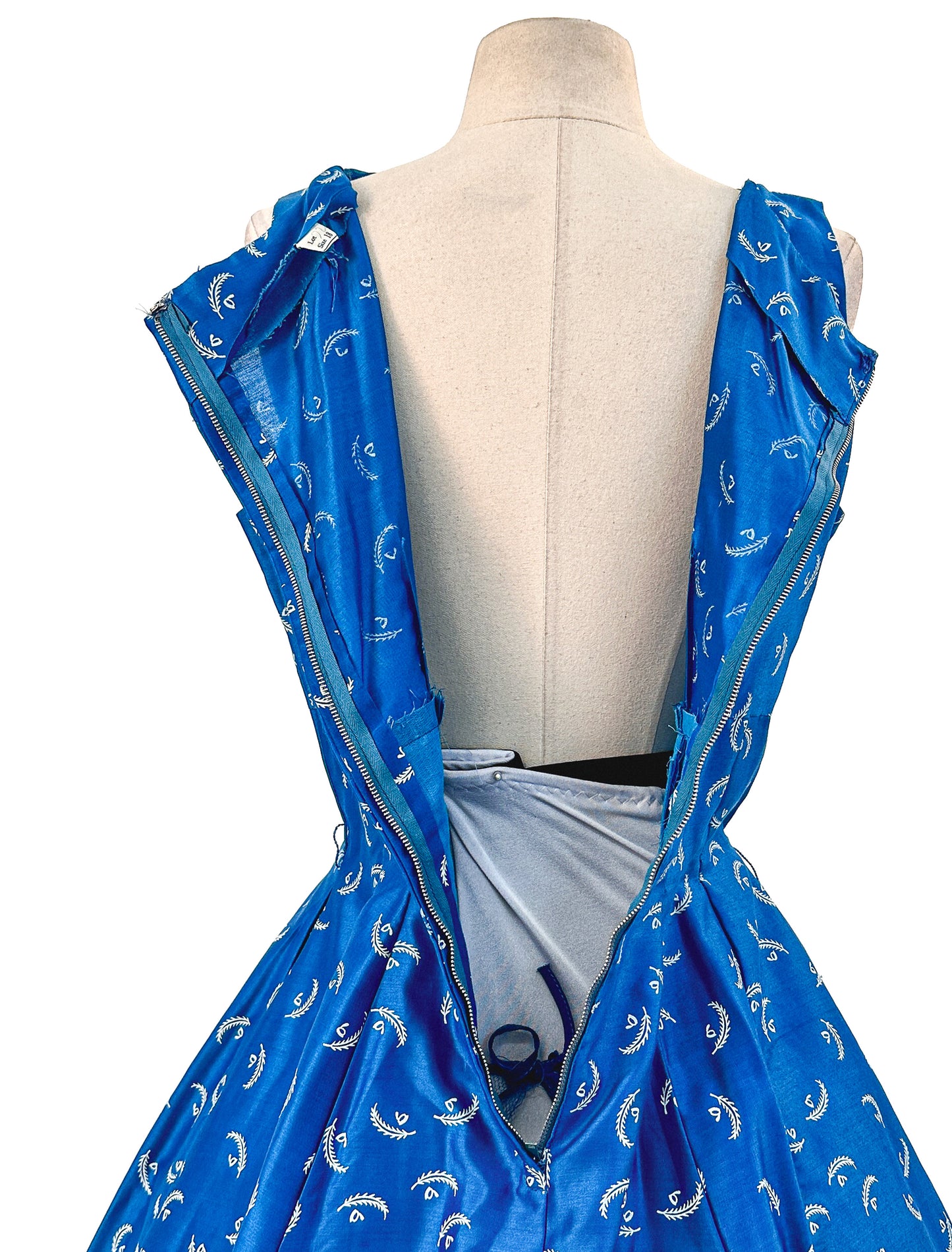 1950s Cotton Sateen Day Dress with Feather Print / Waist 30