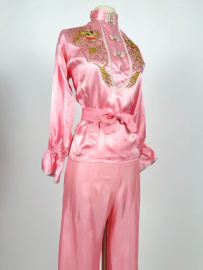 1940-50s Pink Matching Pajama Set with Embroidered Dragons / Waist 36