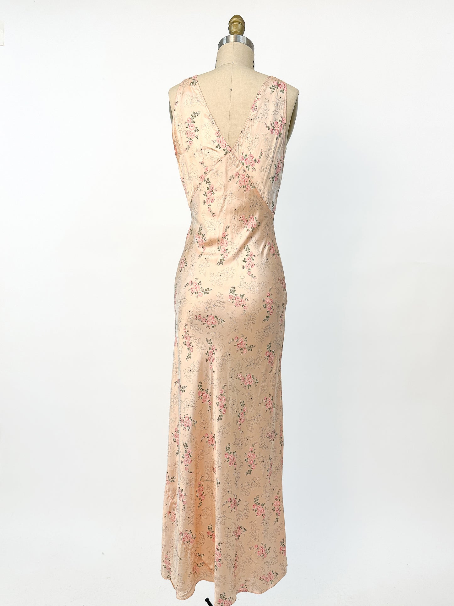 1940s Rayon Pretty Peach Slip with Blue Flowers / Waist 26