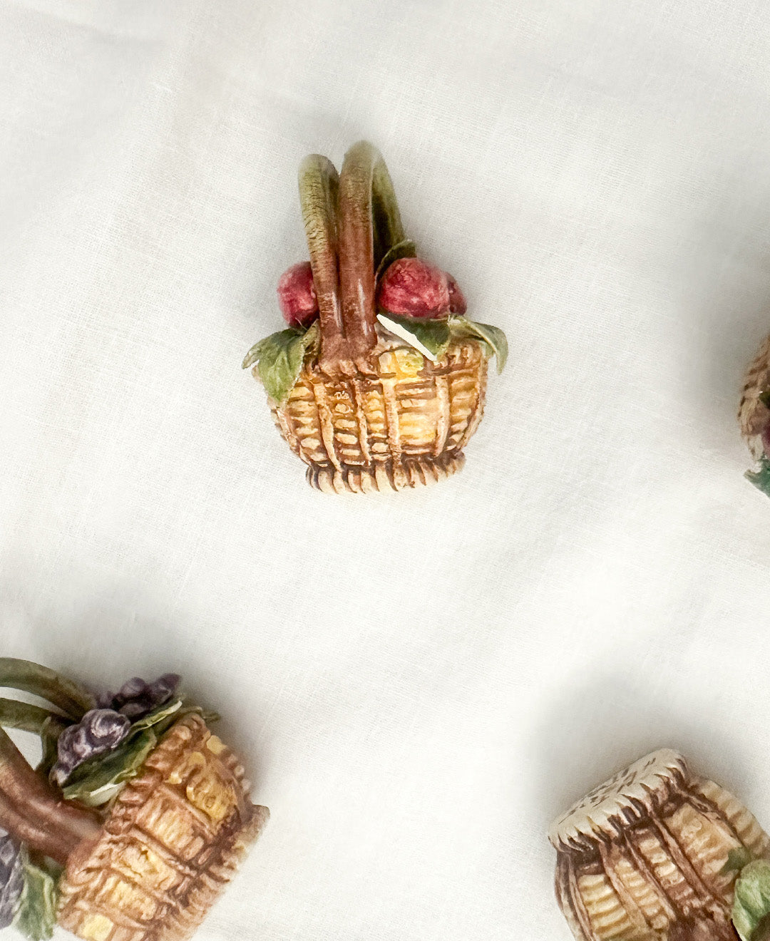 Mid-Century Modern Fruit Basket Place Card Holders