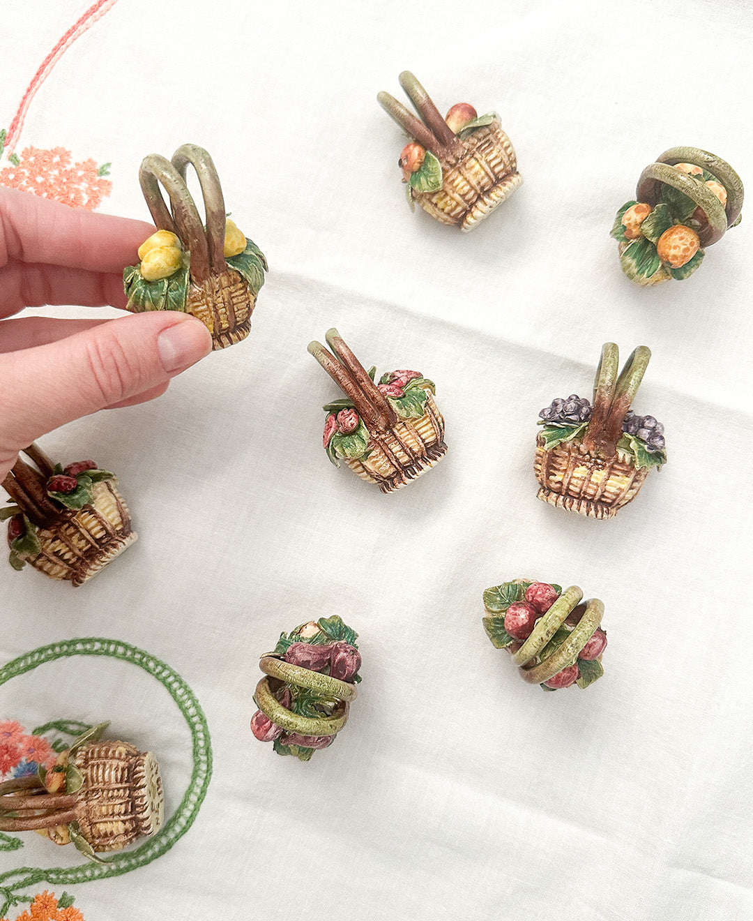 Mid-Century Modern Fruit Basket Place Card Holders