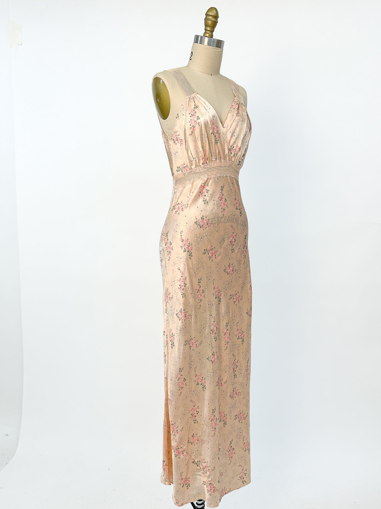 1940s Rayon Pretty Peach Slip with Blue Flowers / Waist 26