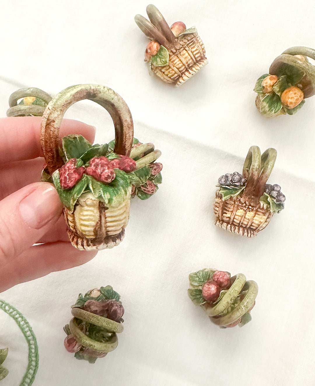 Mid-Century Modern Fruit Basket Place Card Holders